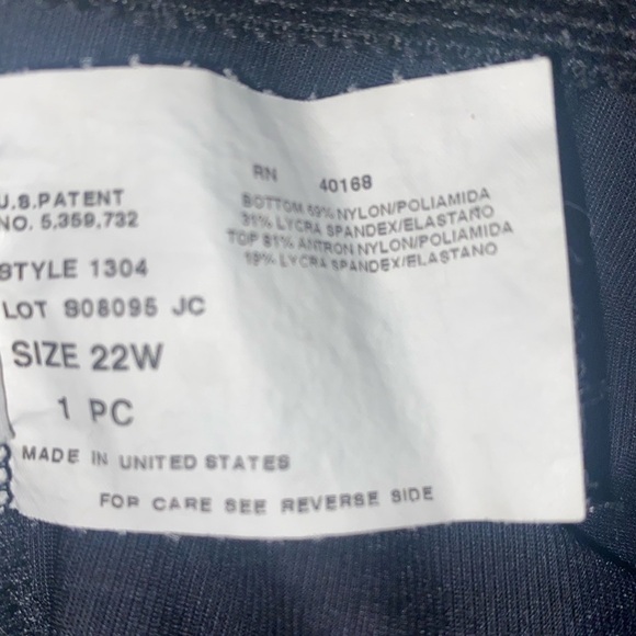 Miraclesuit One PC Black Swimsuit in Mock Tankini Style Size 22W - Picture 4 of 5